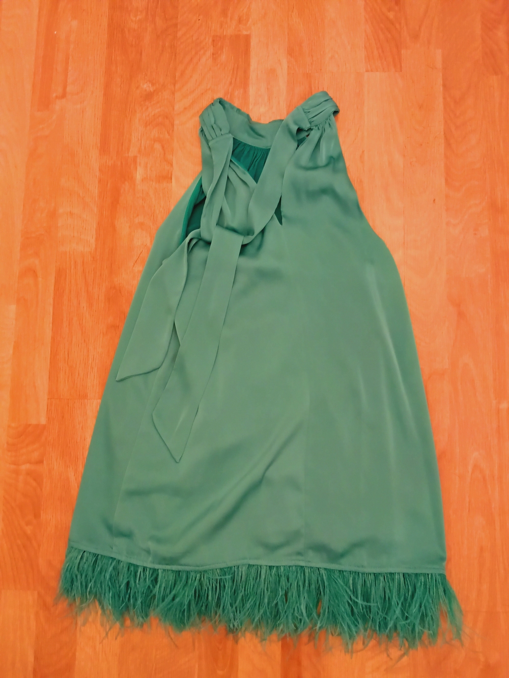 Strut & Bolt/ Green Halter Feather Hem Cocktail  Dress/ Size S